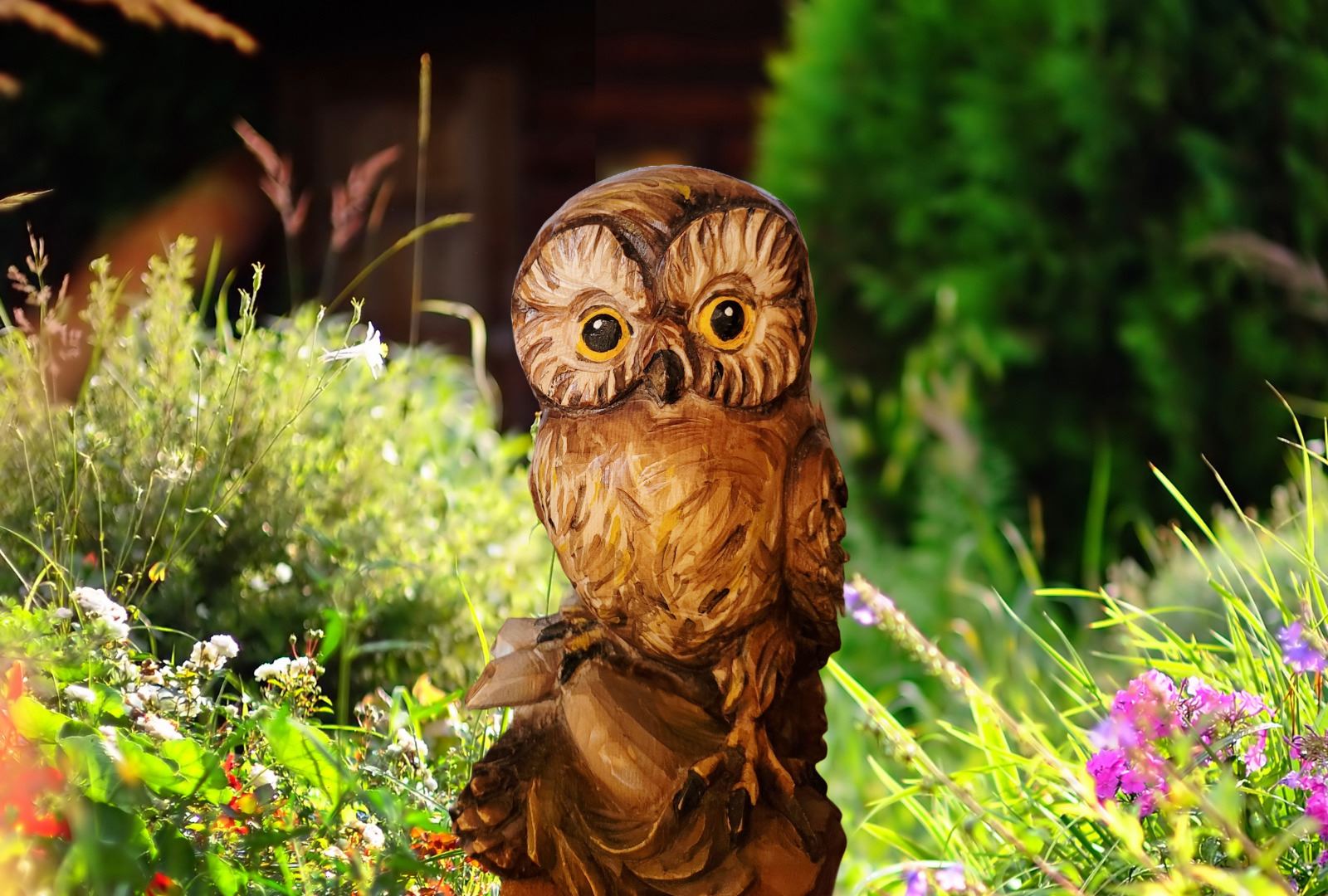 Gufo in legno_decorazione giardino