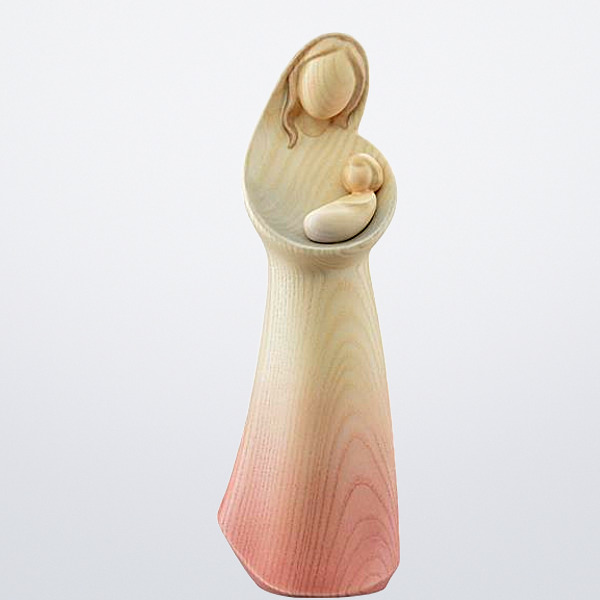 Scultura minimalista della Madonna in legno naturale, essenziale e adatta ad ambienti contemporanei.